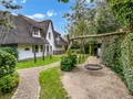 Großes Reetdachhaus in Kampen mit eigenem Spielplatz