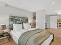 Großzügiger Masterbedroom für Zwei im Obergeschoss