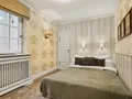 Kleines Doppelschlafzimmer im Untergeschoss