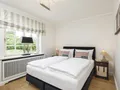 Schlafzimmer für zwei mit großem Einbauschrank